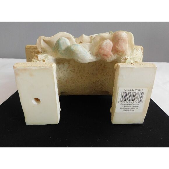 Large  Resin Figurine Young Man-Woman with Dog Sitting of Bench Reading A Book - Picture 7 of 8